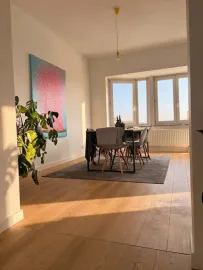 Location Place Reine Astrid, Jette