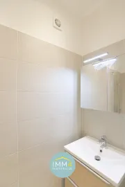 Location Type 1/2 - Meublé - Baille, 13005 Marseille