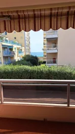 Studio vue mer 25m² proche commodités + garage Roquebrune-Cap-Martin