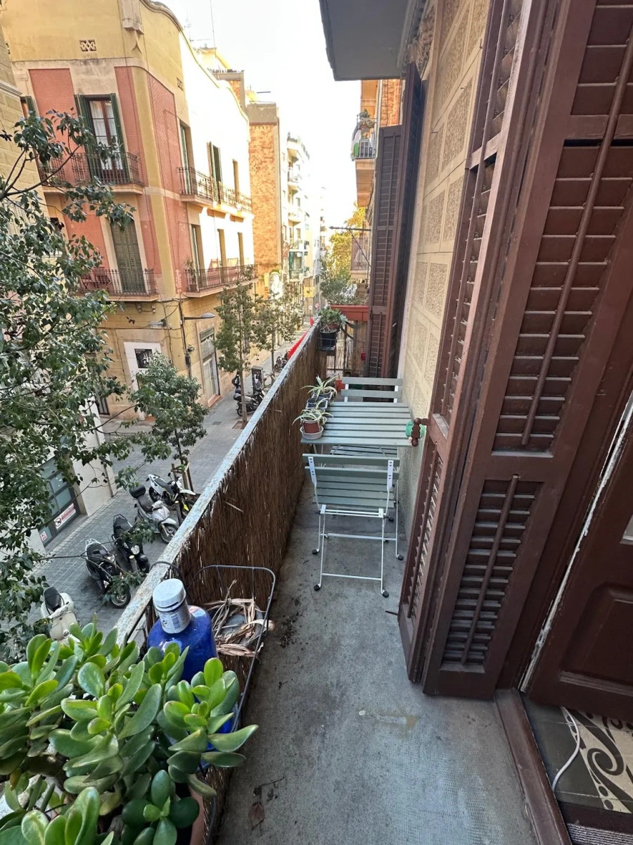 Location Carrer del Torrent de les Flors, Barcelona
