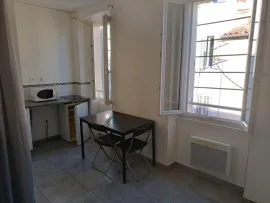 Location Studio très lumineux