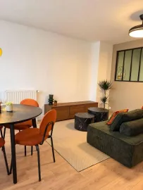 Beau T2 meublé 58m² haut de gamme avec parking Bordeaux