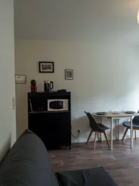 Location Beau studio Meublé 20m²+ Parking + Local à vélo