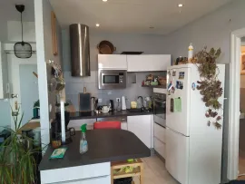 Location Beau T2 meublé 61m²  vue mer Corniche