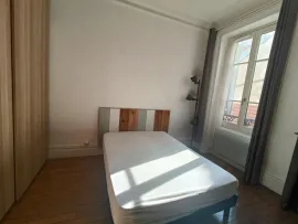 Location T3 Guillotière charme ancien côté cours