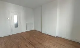 Location Grand studio à louer à Lille