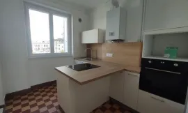Location Grand studio à louer à Lille