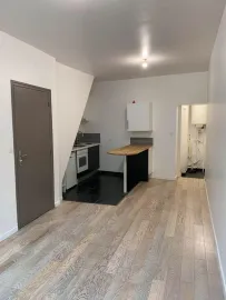 Location Studio Vieux Lille 25 m² Rue du Metz