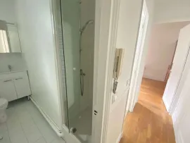 Location Beau studio meublé et refait à neuf 25 m² Neuilly