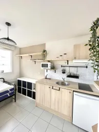 Location Beau studio meublé 16m² dans résidence étudiante