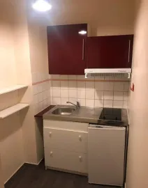 Location Grand studio meublé 27 m² à Bordeaux Nansouty