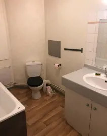 Location Grand studio meublé 27 m² à Bordeaux Nansouty