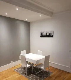 Location Beau meublé 43m² dans copro monument historique