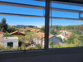 Location Studio meublé étudiant(e), parking, vue dégagée