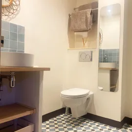 Location Appartement dans maison de maître.