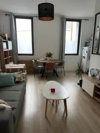 Location Superbe 2P 55m² dans maison typique bordelaise