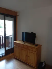Location T2 aux pieds des pistes avec vue sur la montagne