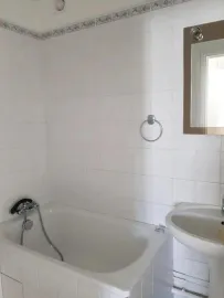 Location Bel appartement rénové, ensoleillé et lumineux
