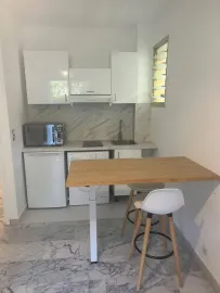 Location Studio de 24m2 avec 20m2 de terrasse bail étudiant