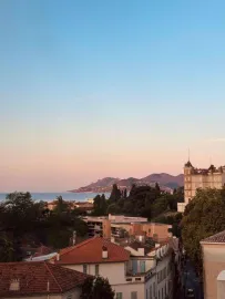 Beau 3P meublé 55m² avec terrasse sud 10m² Vue mer Cannes