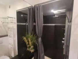 Location Véritable maisonnette en duplex au calme
