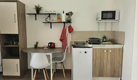 Location Charmant studio meublé, entièrement neuf