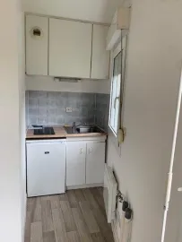 Location Appartement avec balcon + parking