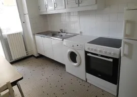 Location Beau T2 meublé 47m² à Saint Genis Laval au calme