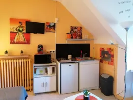 Location Studio meublé indépendant quartier Procé