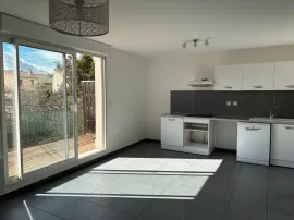 Beau T3 54m² Saint Barnabé lumineux et calme Marseille 12e