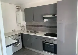 Location Beau T3 meublé de 72 m² avec balcon lumineux