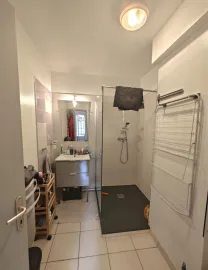 Location Studio 26 m² terrasse – Rue Coupefer (bail 2 mois)