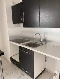 Location Appartement 50m2, bon état à proximité de la Gare