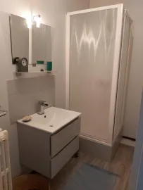 Location Beau T1 meublé 31 m² Quai de Versailles