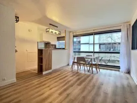 T2 rénové 20éme Arrondissement de Paris. Paris 20e