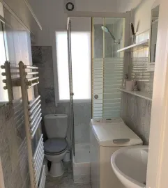 Location Beau studio meublé 28m² avec balcon