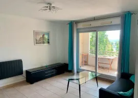Location Beau T2 meublé 46m² refait à neuf avec 2 terrasses