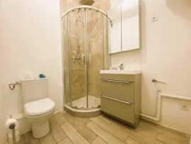 Location Beau T2 à Marseille 5ème