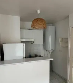 Location Beau 2P meublé 42m² avec balcon sur jardin