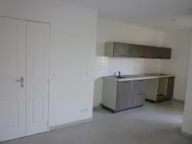 Location Appart T3 lumineux avec garage fermé