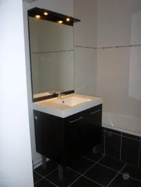 Location Appart T3 lumineux avec garage fermé