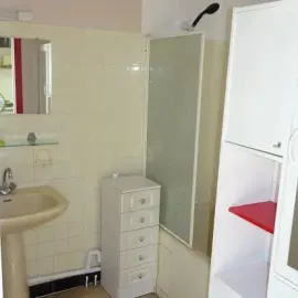 Location Beau studio 32 m2 Nantes Procé Canclaux