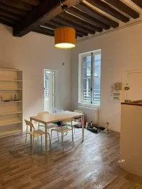 Location Beau 2P meublé 44m² proche de l'Hôtel de Ville