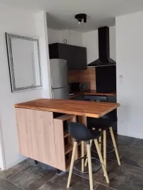 Location T2 40 M2 avec terrasse  30 m2 et place de parking