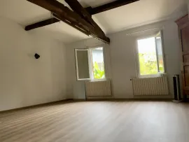 Location Joli Loft T1 de 50 M2 avec beau volume