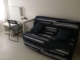 À louer à Sceaux studio meublé proche RER B Sceaux