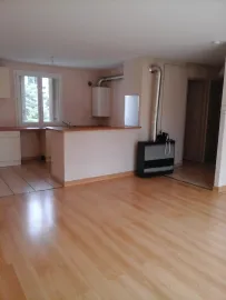 Location Gd F3 traversant et très lumineux