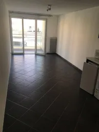 Location Studio meublé au centre ville de Nice