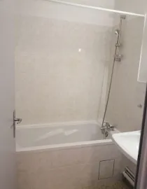 Location Grand T2 à Courbevoie
