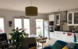 Location Superbe 2 pièces meublé 63 m² aux Chartrons